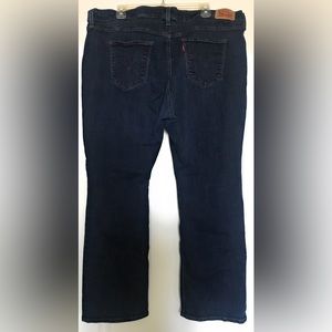 Levis Bootcut size 22 Short blue denim